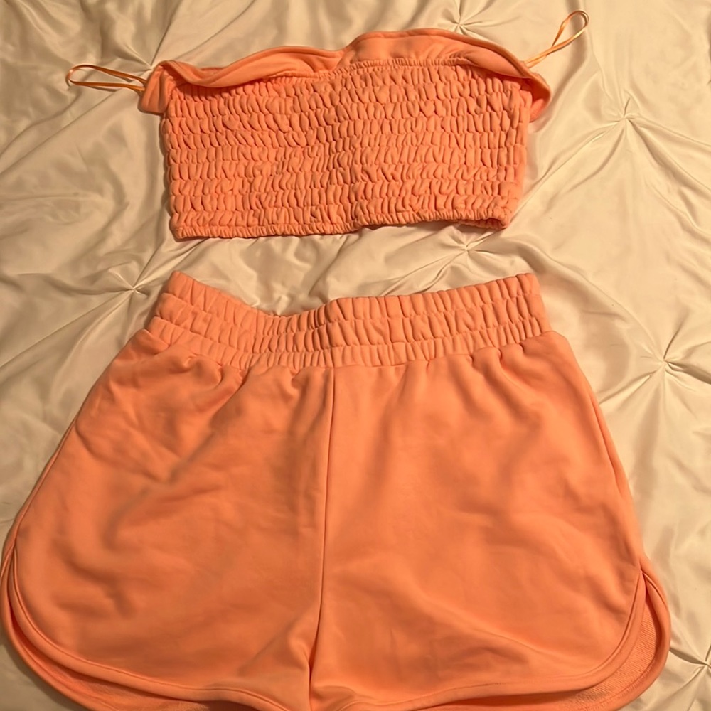 Coral 2 piece matching set